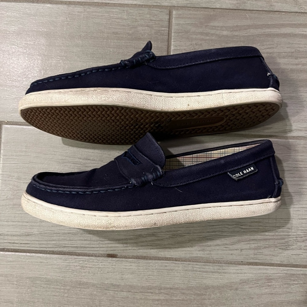 Cole Haan men’s drivers in navy blue, sz. 7.5